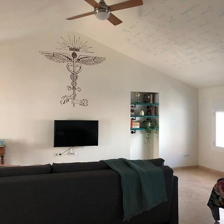 Lovely 1-Bedroom Loft Near Ronda 阿里亚特 外观 照片
