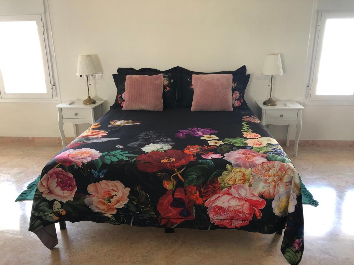 Lovely 1-Bedroom Loft Near Ronda 阿里亚特 外观 照片